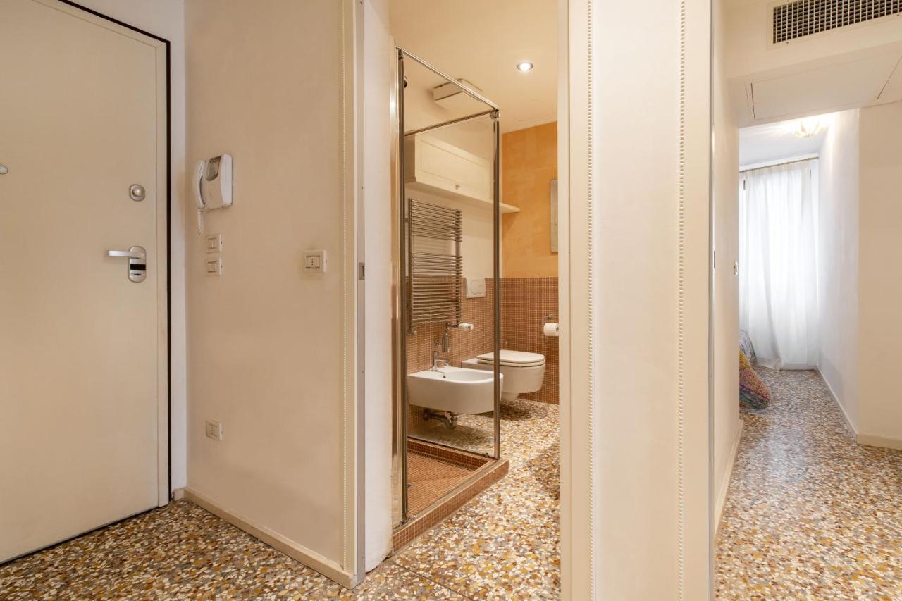 Friari Suite-Luxury Apt. Close To Rialto Bridge Venedig Exteriör bild
